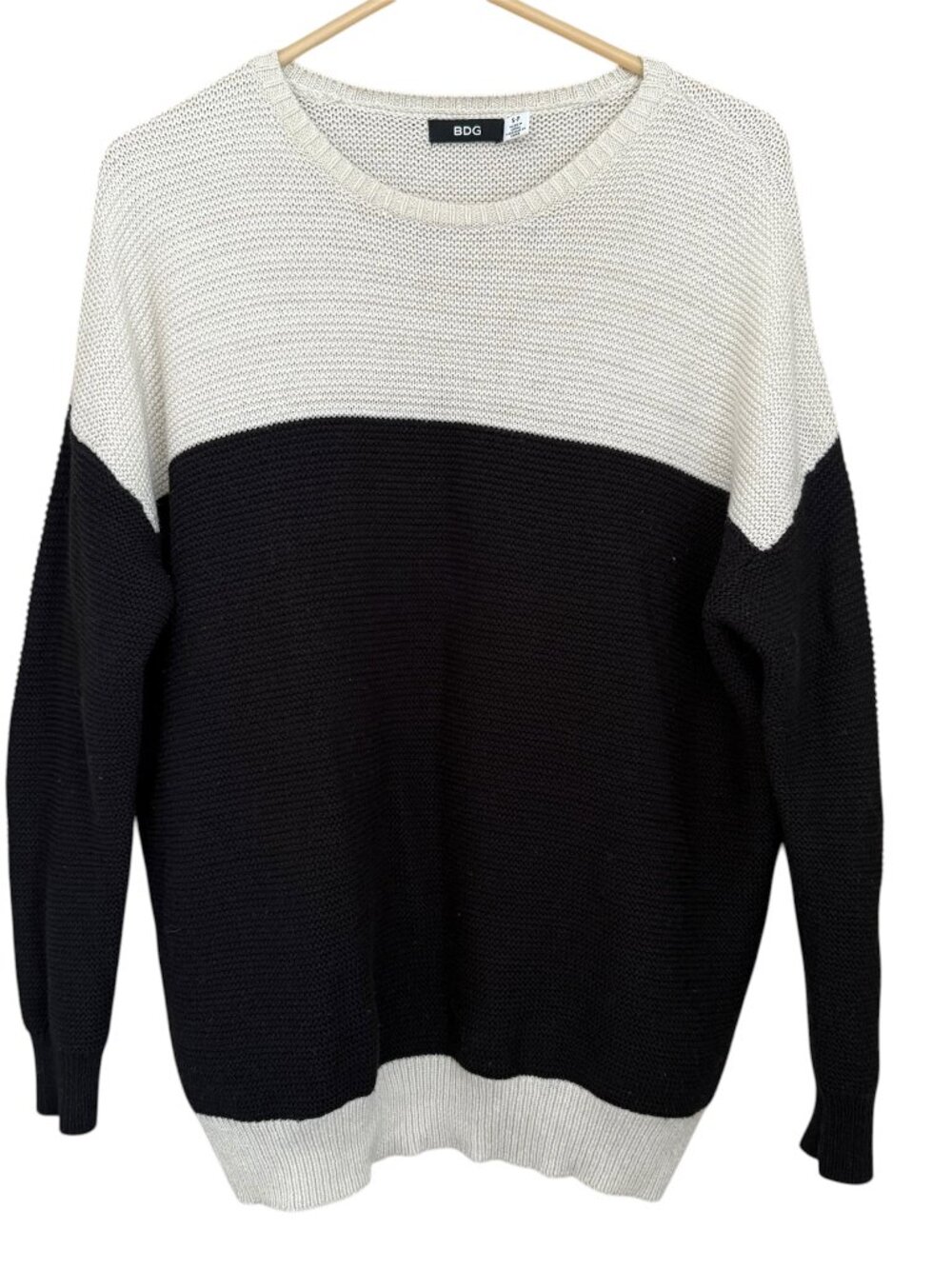 BDG Urban Outfitters Oversized B/W Color Block Sweater‎ S Knit Scandi Minimalist